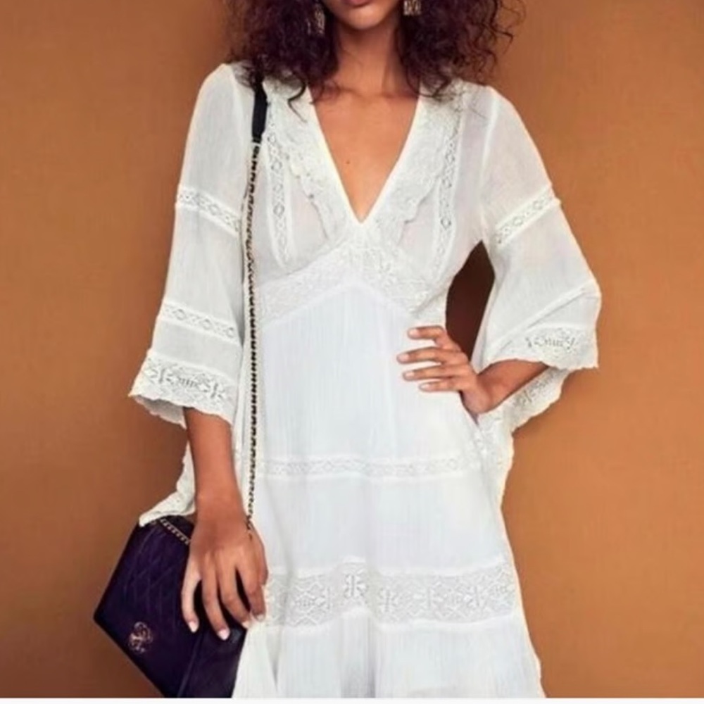 Tigerlily Vintage Ivory Zoayla Mini Dress
